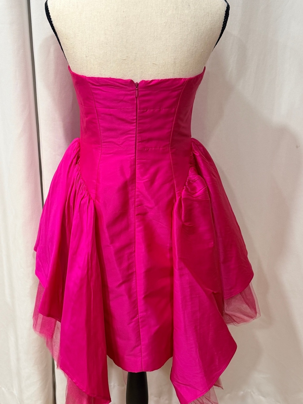 Karen Millen Hot Pink Strapless Party Dress with Tulle Hem - Picture 2 of 2